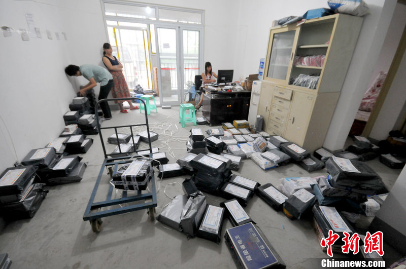 成都一小區(qū)400戶開淘寶店 物管求店家搬離