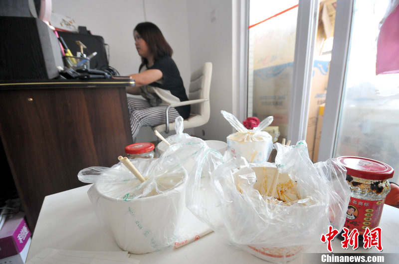 成都一小區(qū)400戶開淘寶店 物管求店家搬離